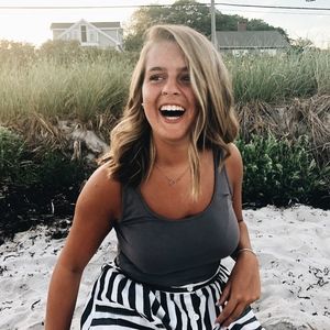 Meet your Posher, Hannah